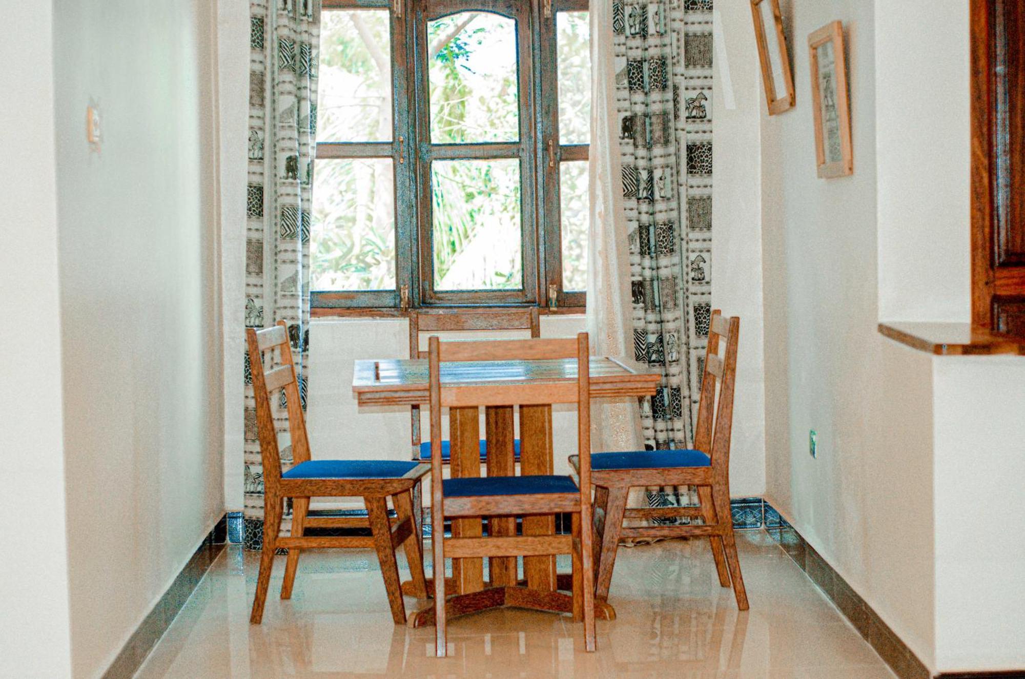 Mnarani Beach Cottages Nungwi Luaran gambar