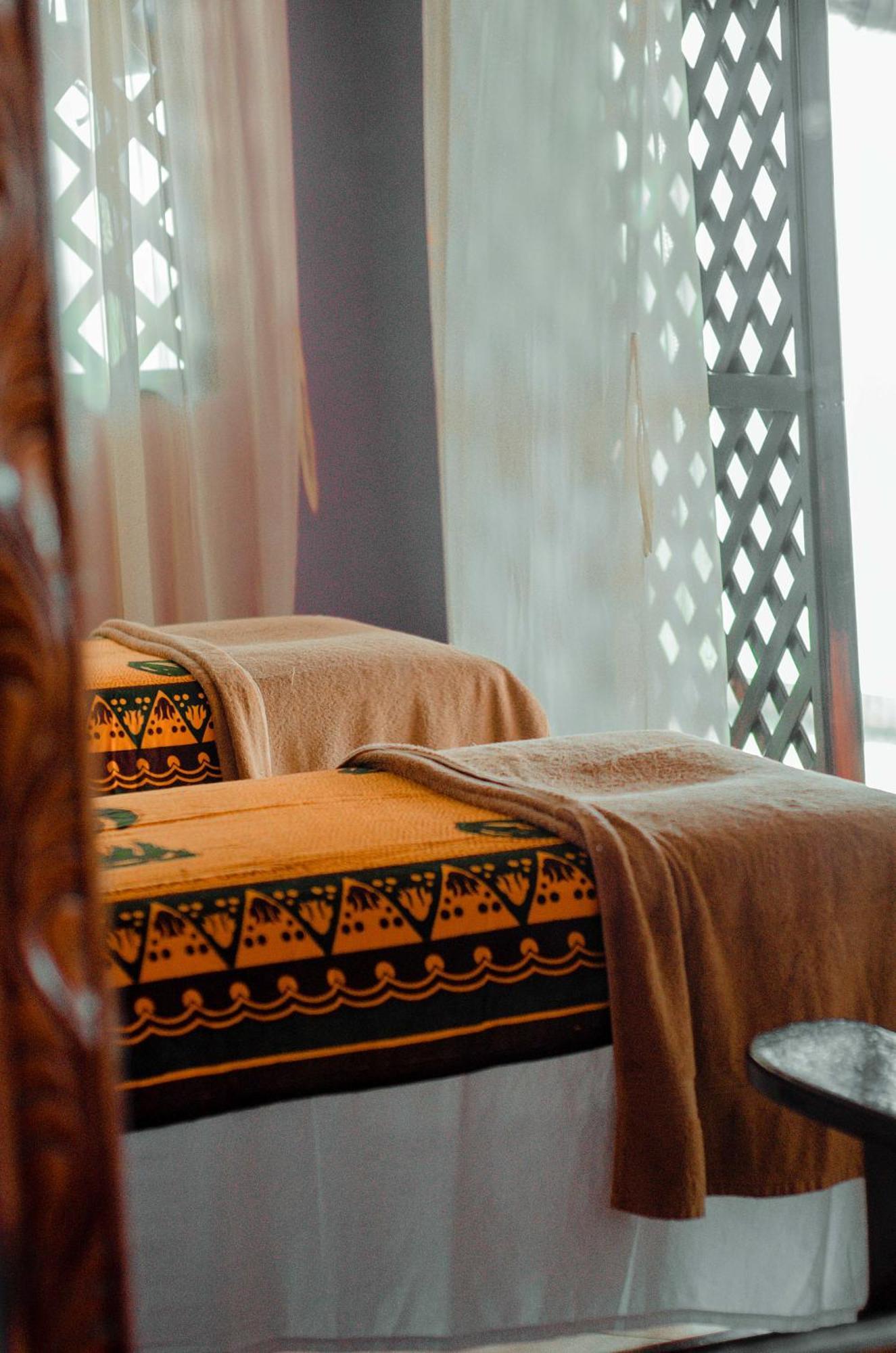 Mnarani Beach Cottages Nungwi Luaran gambar