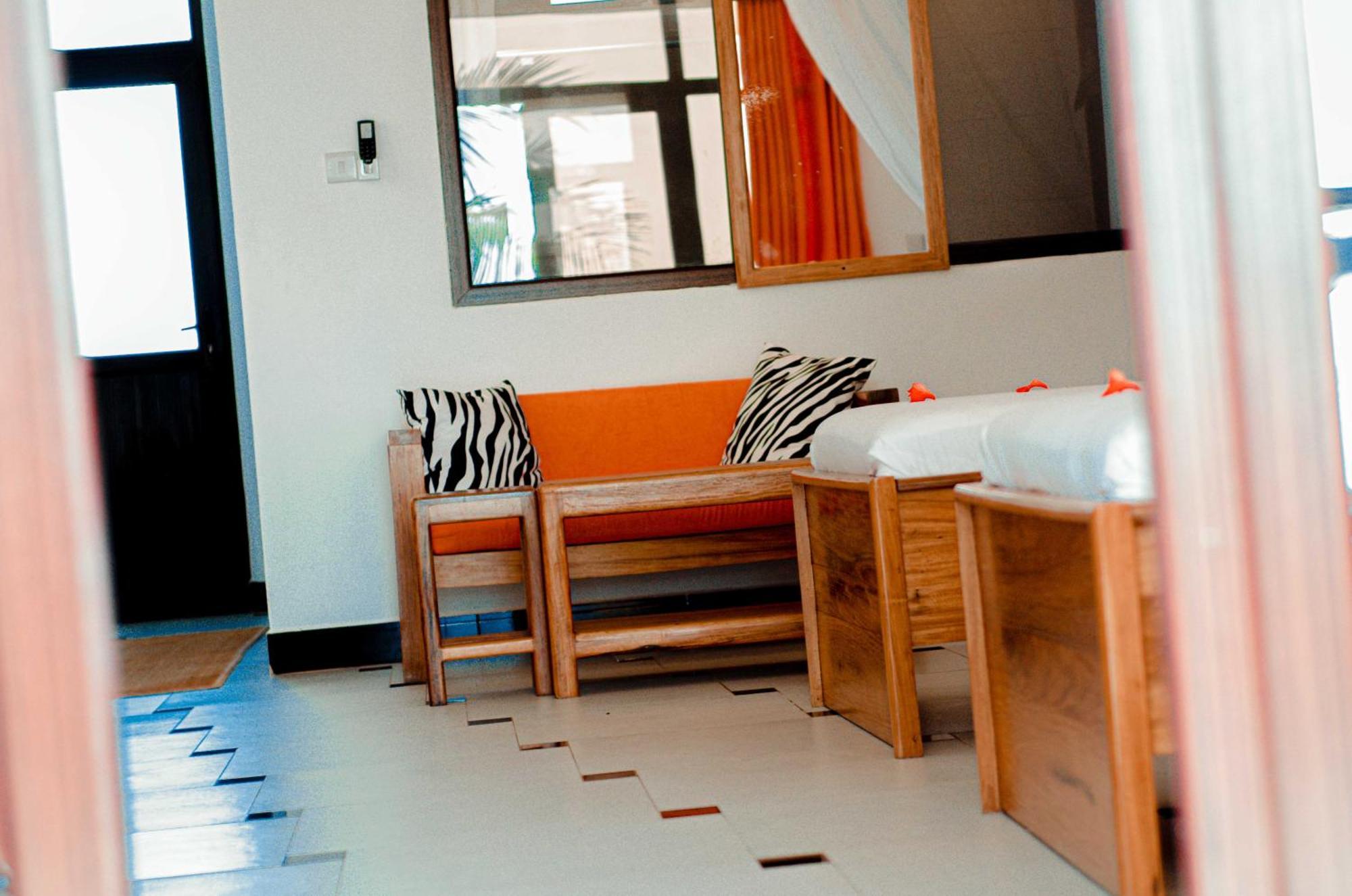 Mnarani Beach Cottages Nungwi Luaran gambar